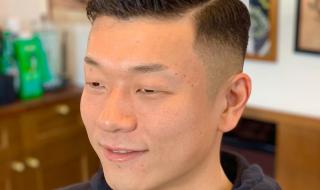 最近流行的男生发型